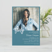 Blauwgroen uitnodiging voor 30e verjaardag (Staand voorkant)