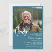 Blauwgroen uitnodiging voor 90e verjaardag (Voorkant)