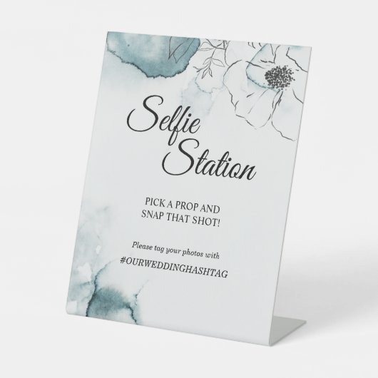 Blauwgroen Waterverf Sketch Wedding Selfie-station Reclamebord Met Voetstuk (Voorkant)