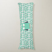 Blauwgroen Whimsical Ownership Lichaamskussen (Voorkant Verticaal)