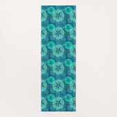 Blauwgroen zeeluiken en zanddollen en koraal kalve yogamat (Achterkant)