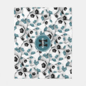 blauwgroen zwart voetballen patroon monogram fleece deken (Voorkant)