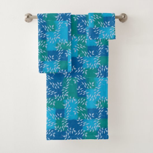 Blauwgroene klimopblaadje aquarel bad handdoek (Insitu)