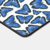 Blauwmorfovlinderpatroonvormig verpakkingspapier bureaumat (Hoek)