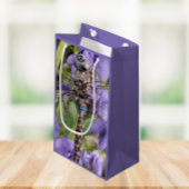 Blauwogige darner libel op bloem klein cadeauzakje