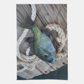 blauwvintonijn op het dok theedoek (Verticaal)