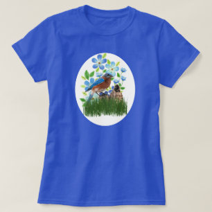 Blauwvogel in de bloemtuin/vogelruim t-shirt