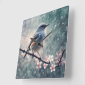 Blauwvogel in een regenachtig venster vierkante klok (Hoek)