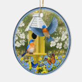Blauwvogels en Tall Yellow Birdhouse Keramisch Ornament (Links)