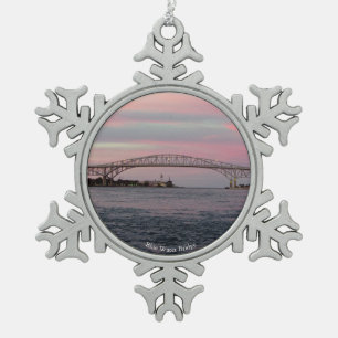 Blauwwaterbrug, sneeuwvlok of ornament met kogel