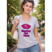 Blazing Hot Vibes Women's Basic V-Neck T-shirt van