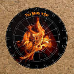Blazing van hot Flames op zwart Dartbord<br><div class="desc">Het is een verhitte competitie en het dartboard blaast heet met levendige vlammen die oranje verbranden tegen een zwarte achtergrond. Niet je typische bord, het is echt uniek zoals jij. Het fotografische afbeelding van het branden van het kunstbord is zeer realistisch. Veel plezier en personaliseer je met een naam of...</div>