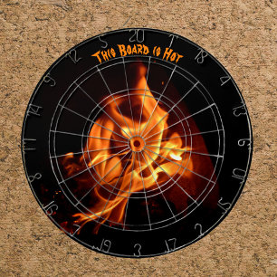 Blazing van hot Flames op zwart Dartbord