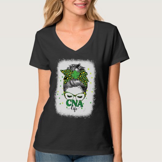 Bleached Cna Life Messy Bun Leopard St Patricks Da T-shirt (Voorkant)