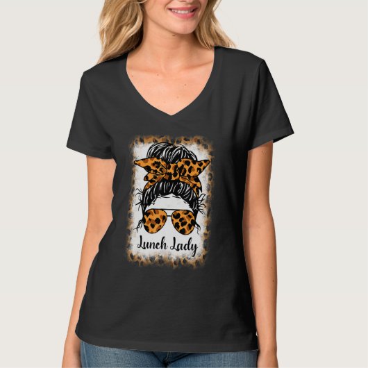 Bleached Leopard Lunch Lady Messy Bun   Lunch Lady T-shirt (Voorkant)