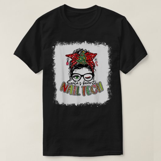 Bleached Santa's Favorite Nail Tech Messy Bun Xmas T-shirt (Design voorkant)