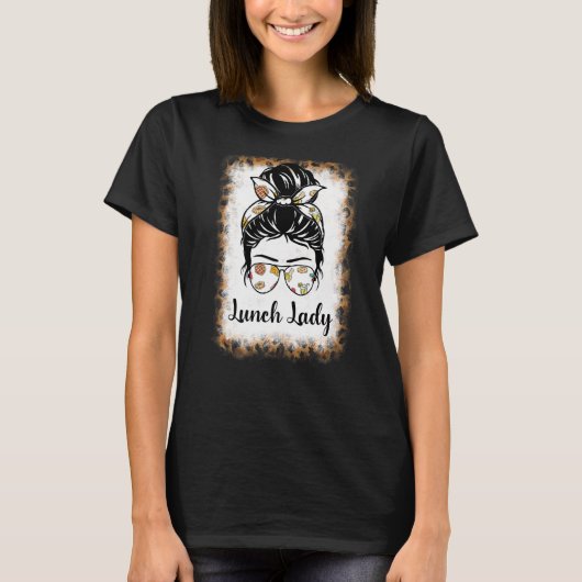 Bleaching Leopard Lunch Lady Messy Bun Lunch Lady T-shirt (Voorkant)