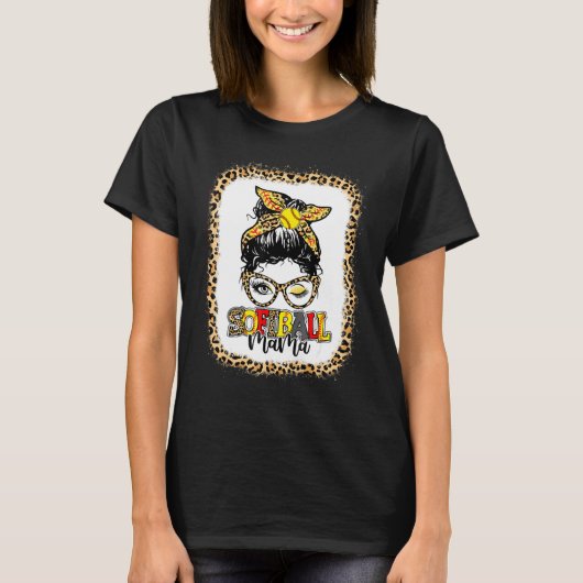 Bleaching Softball Mama Leopard Messy Bun Player M T-shirt (Voorkant)