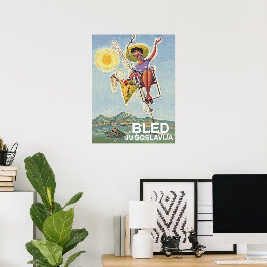Bled, vrouw op skilift, oud reizen poster (Thuiskantoor)