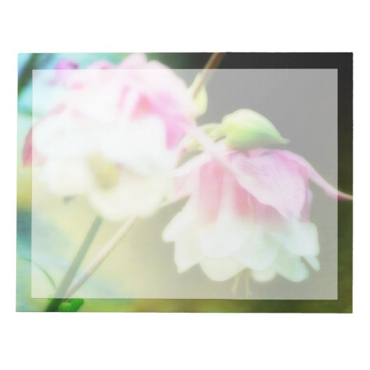 Bleeding Hearts by Shirley Taylor Notitieblok (Voorkant)