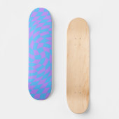 Bleek-blauw en lavender ingecheckt persoonlijk skateboard (Voorkant)