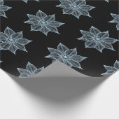 Bleek blauw op zwarte ketterjestop cadeaupapier (Hoek)