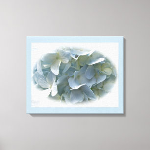 Bleek Blue Hydrangea Flowers Canvas Afdruk