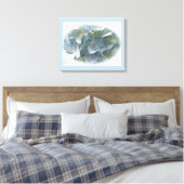 Bleek Blue Hydrangea Flowers Canvas Afdruk (Insitu (Slaapkamer))