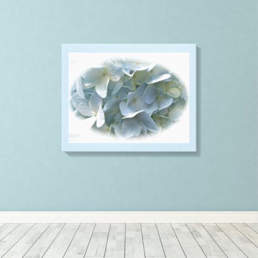 Bleek Blue Hydrangea Flowers Canvas Afdruk (Insitu (Houten vloer))