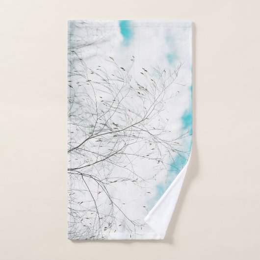 Bleek deegblad Light Blue Turquoise Tree Brunches Bad Handdoek (Handdoek)