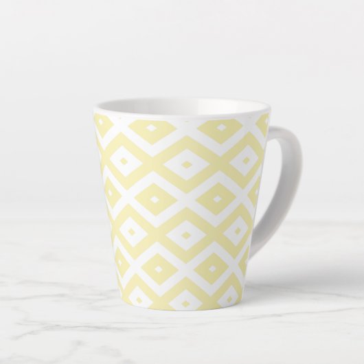 Bleek geel en wit diamantpatroon latte mok (Rechterhoek)