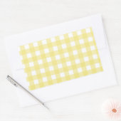 Bleek gele en witte gingham rechthoekige sticker (Envelop)