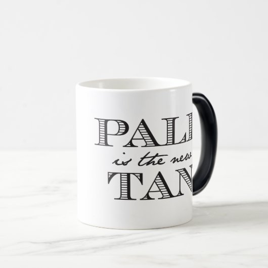 Bleek is de New Tan Magische Mok (Voorkant rechts)