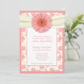 Bleek koraal Gerbera ivory Floral Wedding Invitati Kaart (Staand voorkant)
