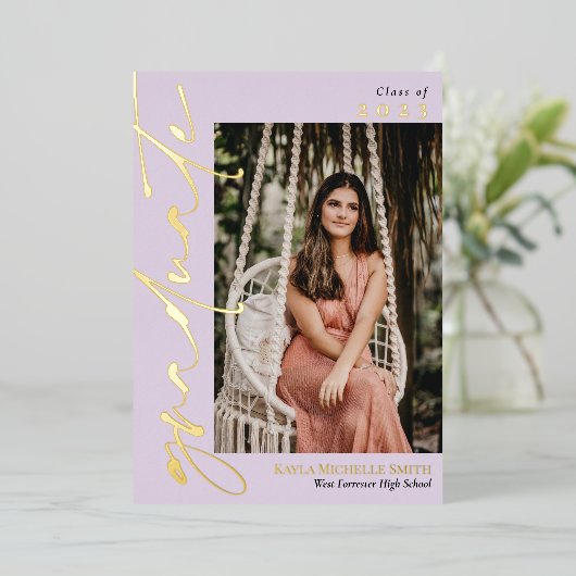 Bleek Lila Gold Foil Calligrafie Foto-Afstuderen Folie Uitnodiging (Staand Voorkant)