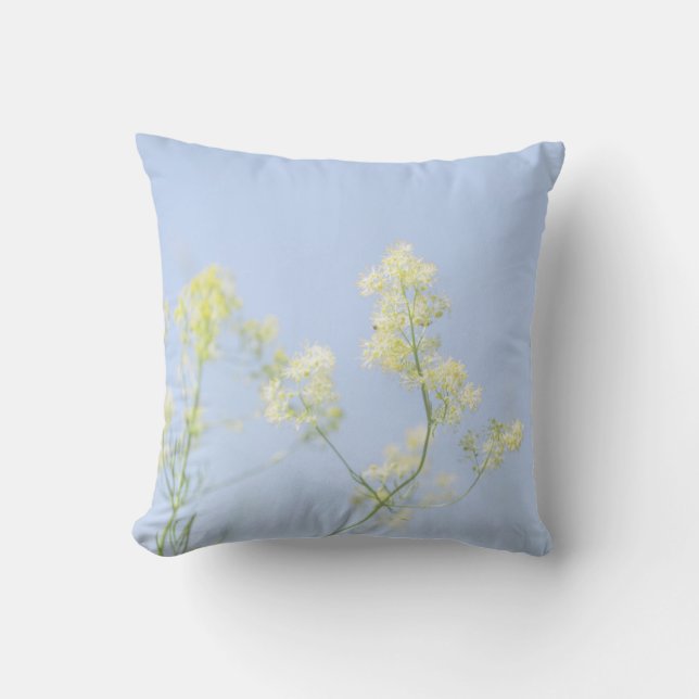 Bleek pastel Blue Sky Wild Flowers Meadow Kussen (Voorkant)