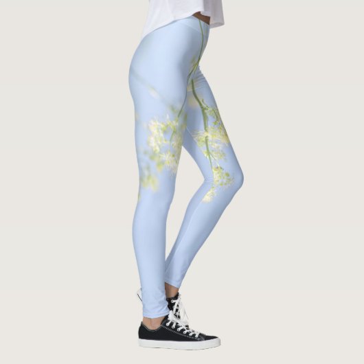 Bleek pastel Blue Sky Wild Flowers Meadow Leggings (Rechts)