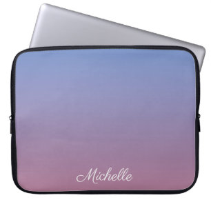 Bleek roze en blauwe gradiëntombre laptop sleeve