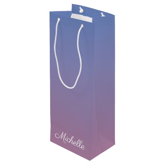 Bleek roze en blauwe gradiëntombre wijn cadeautas (Achterkant Gekanteld)