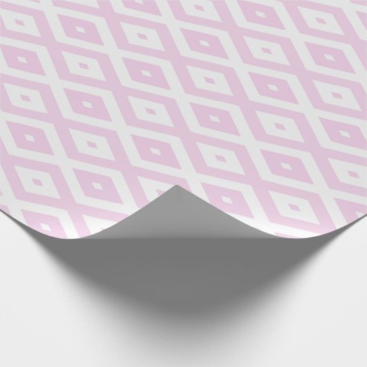 Bleek roze en wit diamantpatroon cadeaupapier (Hoek)