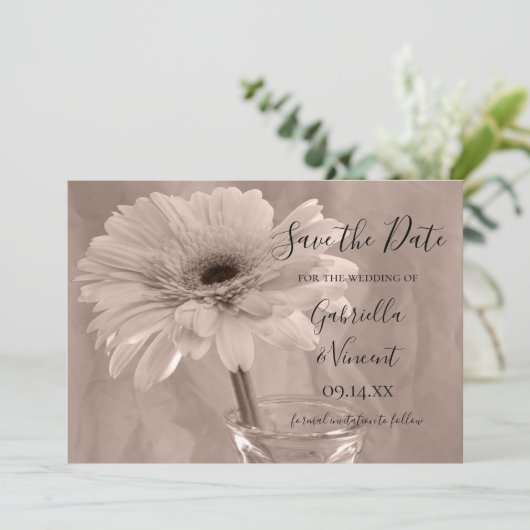 Bleek roze gekleurde Daisy Wedding Save the Date (Staand voorkant)