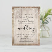 Bleek Rustic Wood en White Lights Wedding Kaart (Staand voorkant)