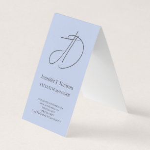 Bleekblauwe trendy klassieke monogram verticale  visitekaartje