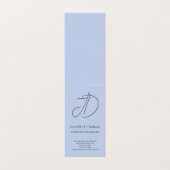 Bleekblauwe trendy klassieke monogram verticale  visitekaartje (Buitenkant ongevouwen)