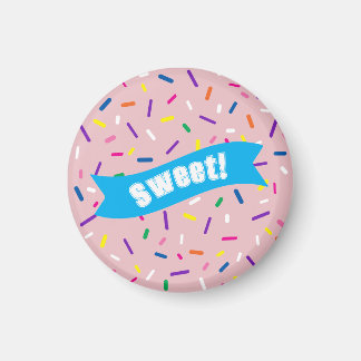 Bleekroze Strooidecoratie 'Lekker!' badge Magneet