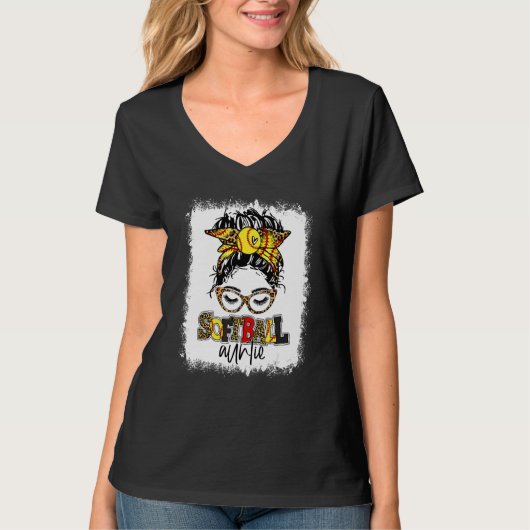 Bleekte Softball Auntie Messy Bun Game Day Moeder T-shirt (Voorkant)