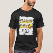Bleekte Softball-dag Vibes Softball-seizoen T-shirt (Voorkant)