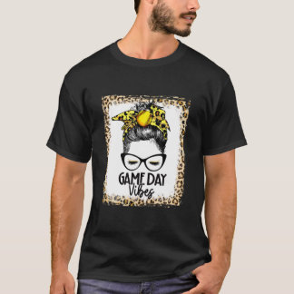 Bleekte Softball Game Day Vibes Message Bun Softba T-shirt