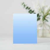 Bleke blauw ombre achtergrond (Staand voorkant)