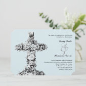 Bleke Blue Floral Cross katholieke bruiloft Uitnod Kaart (Staand voorkant)